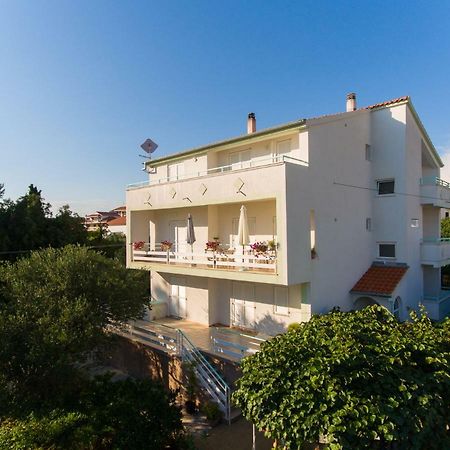 Apartments Villa Lena ซาดาร์ ภายนอก รูปภาพ