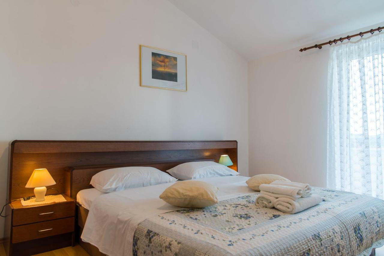 Apartments Villa Lena ซาดาร์ ภายนอก รูปภาพ