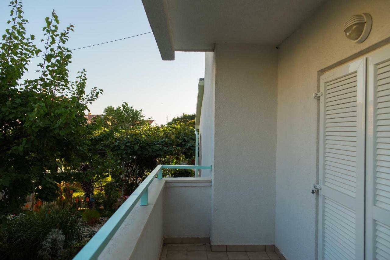 Apartments Villa Lena ซาดาร์ ภายนอก รูปภาพ