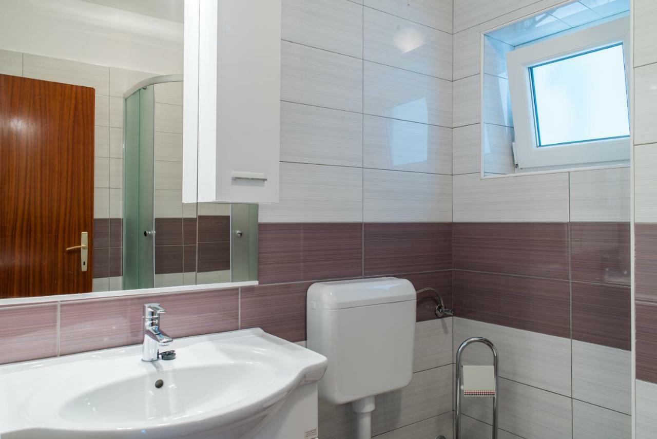 Apartments Villa Lena ซาดาร์ ภายนอก รูปภาพ