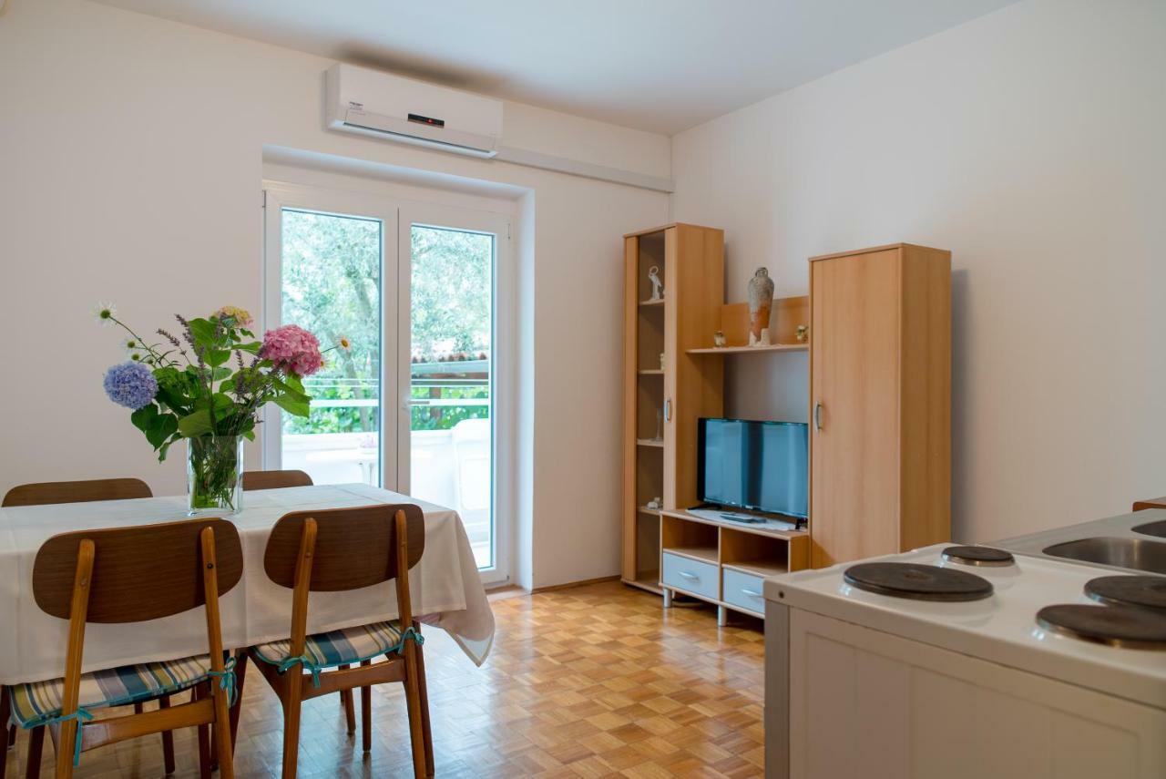 Apartments Villa Lena ซาดาร์ ภายนอก รูปภาพ